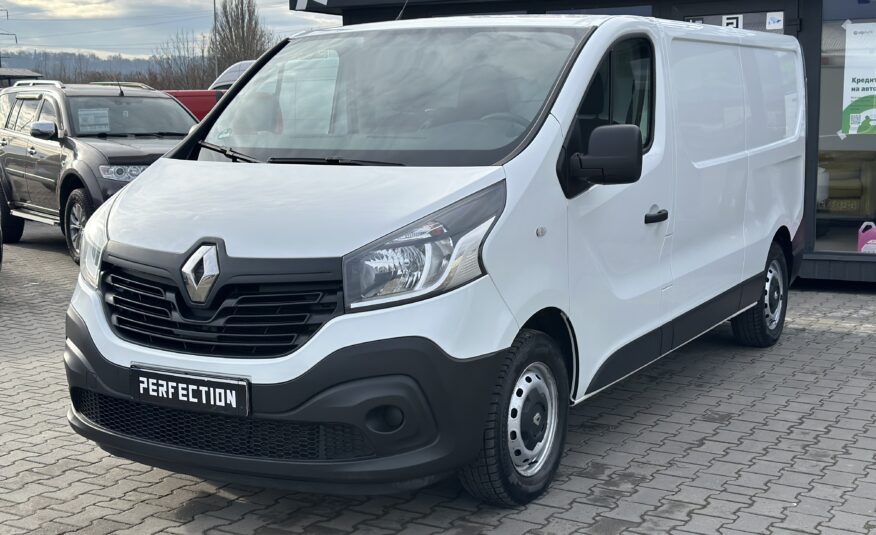 RENAULT TRAFIC 2018 РОКУ