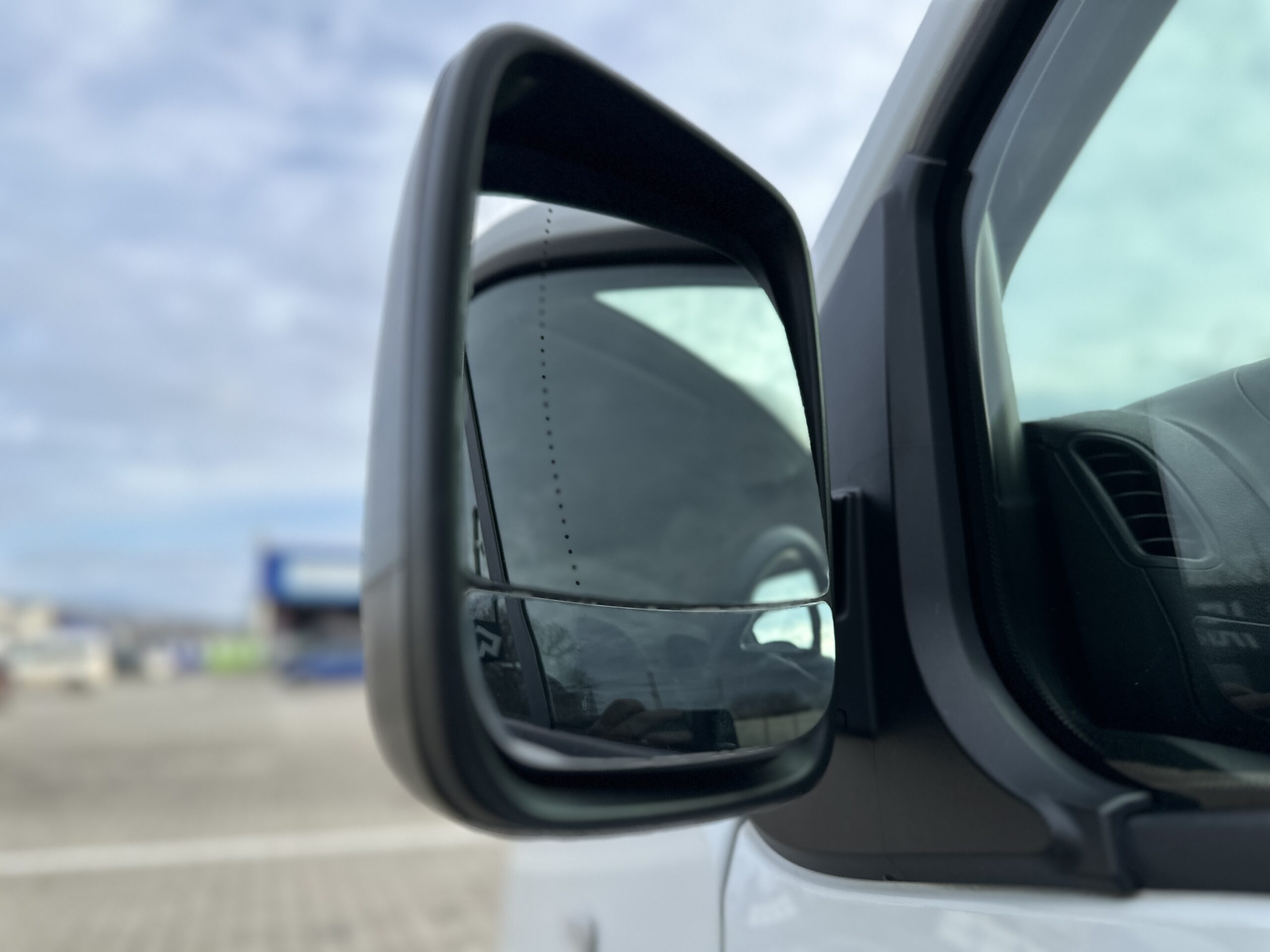 RENAULT TRAFIC 2018 РОКУ