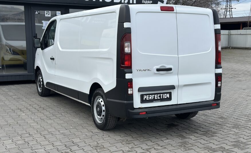 RENAULT TRAFIC 2018 РОКУ