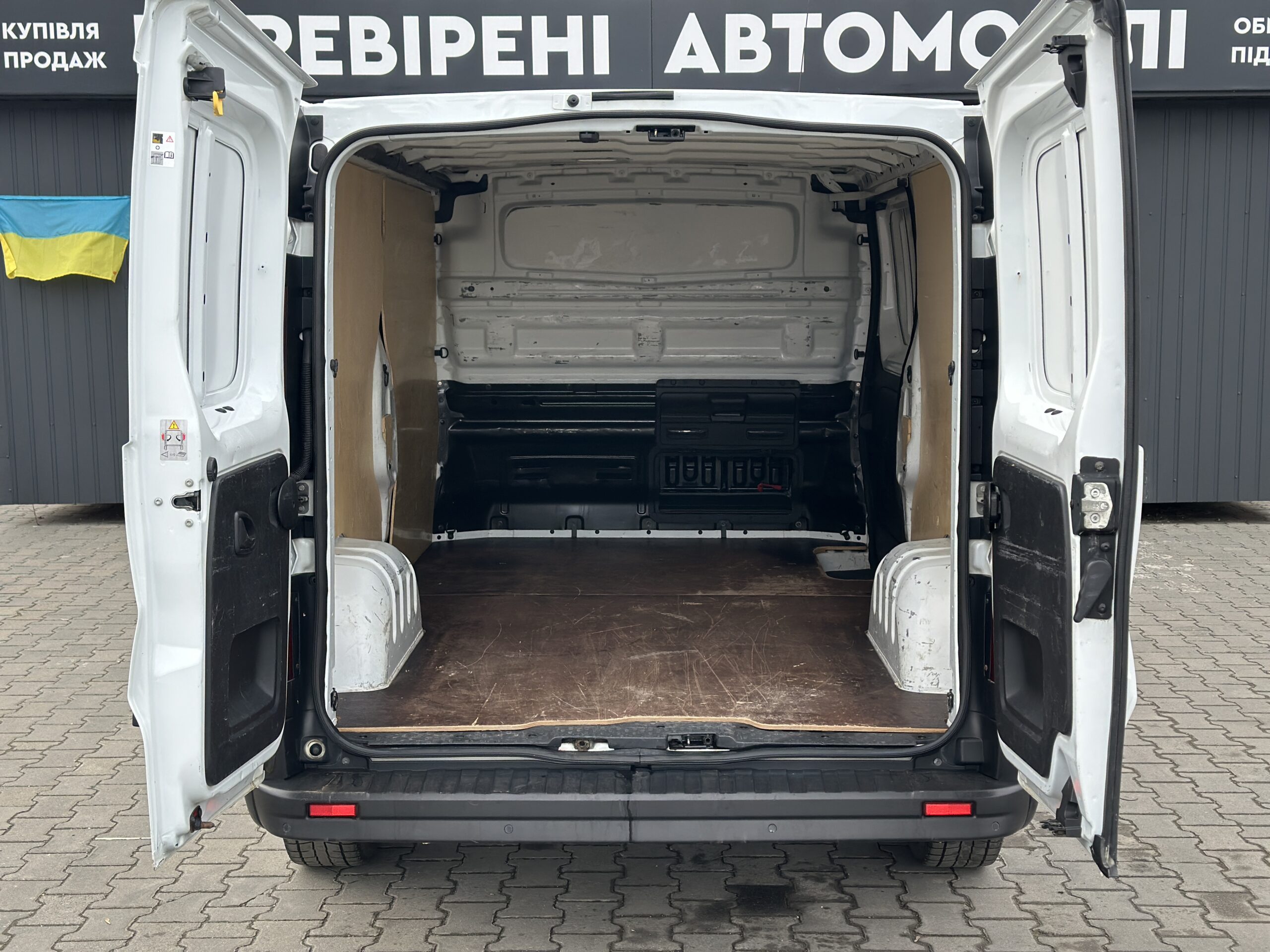 RENAULT TRAFIC 2018 РОКУ