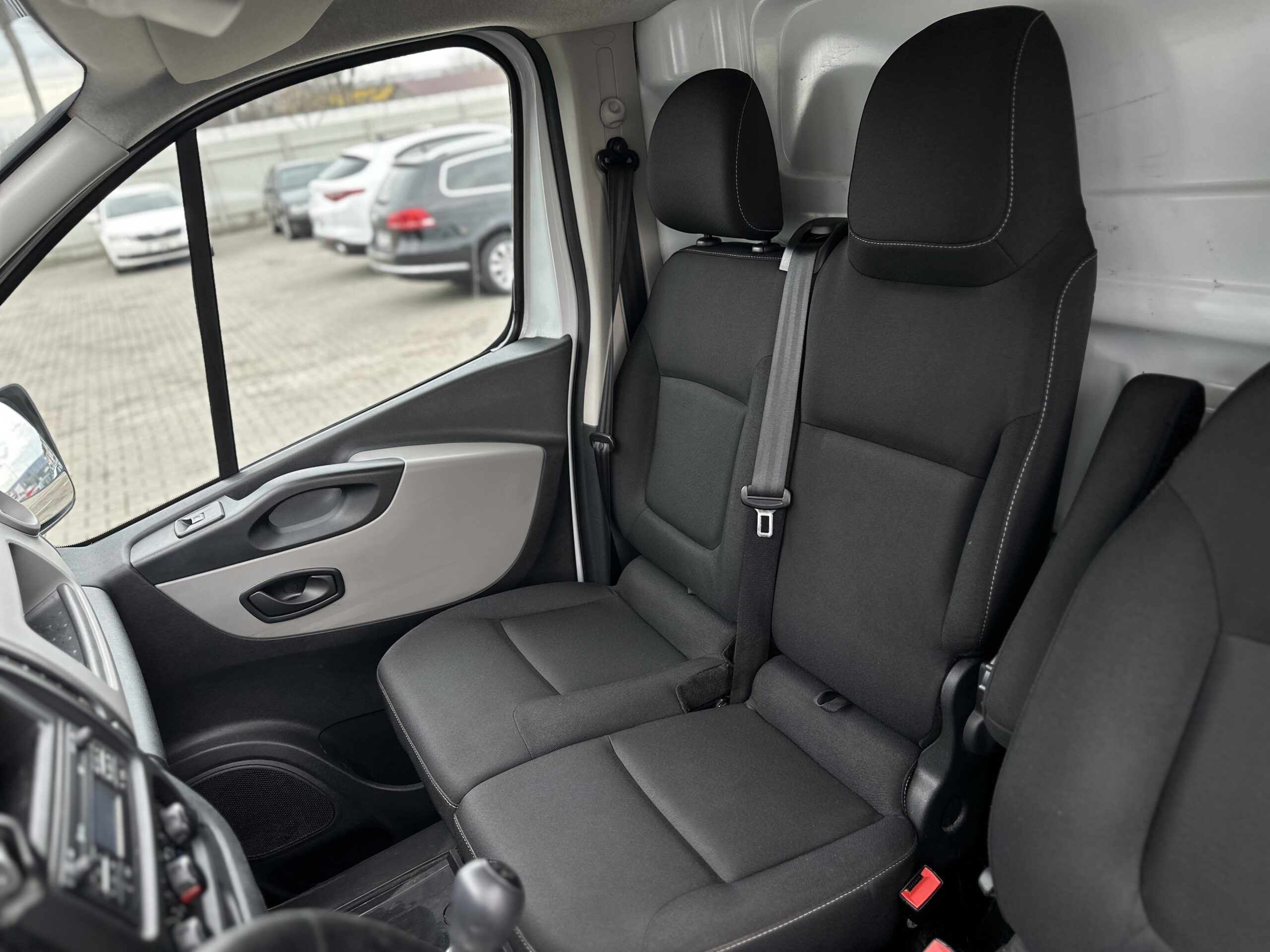 RENAULT TRAFIC 2018 РОКУ