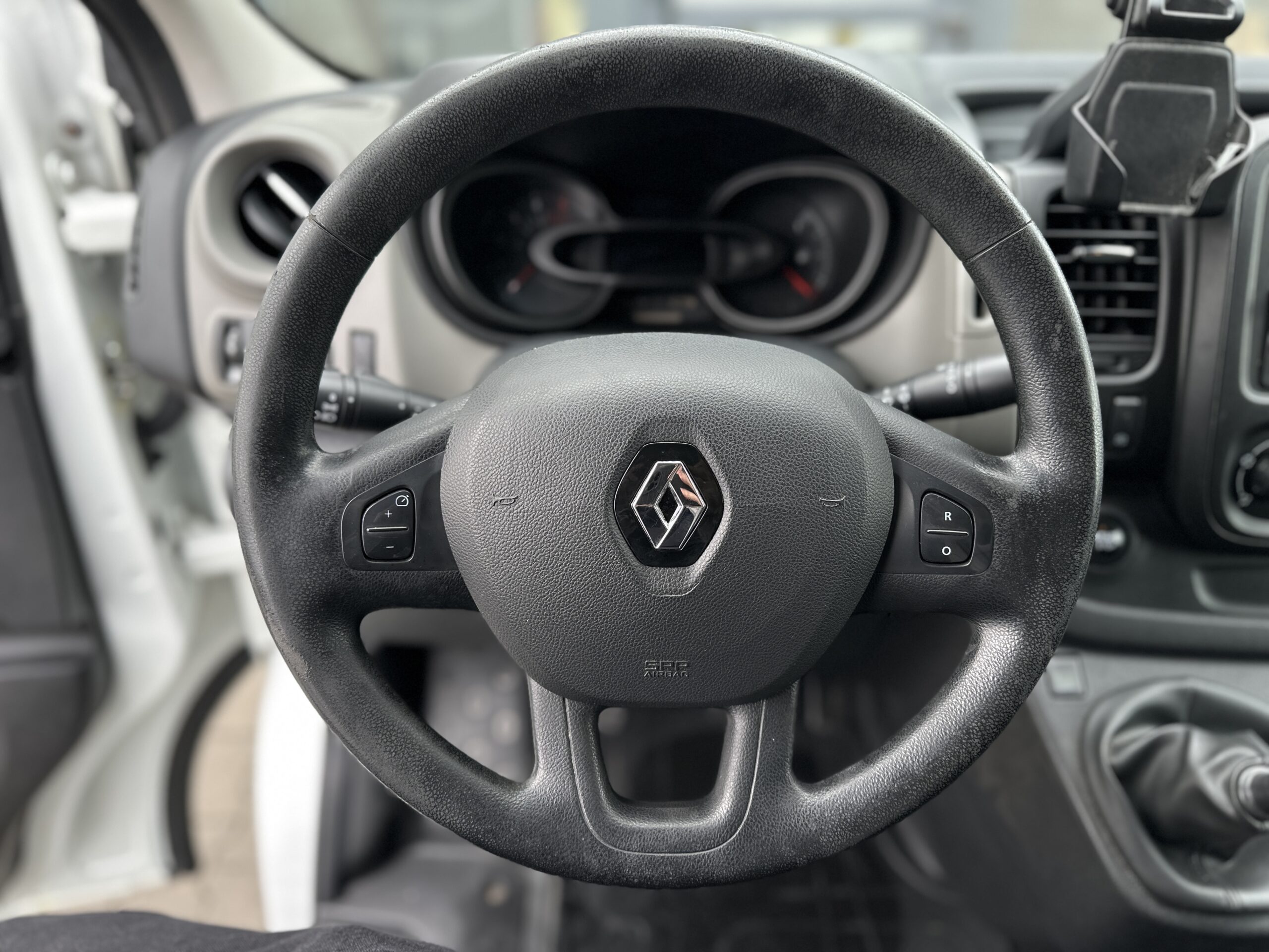 RENAULT TRAFIC 2018 РОКУ