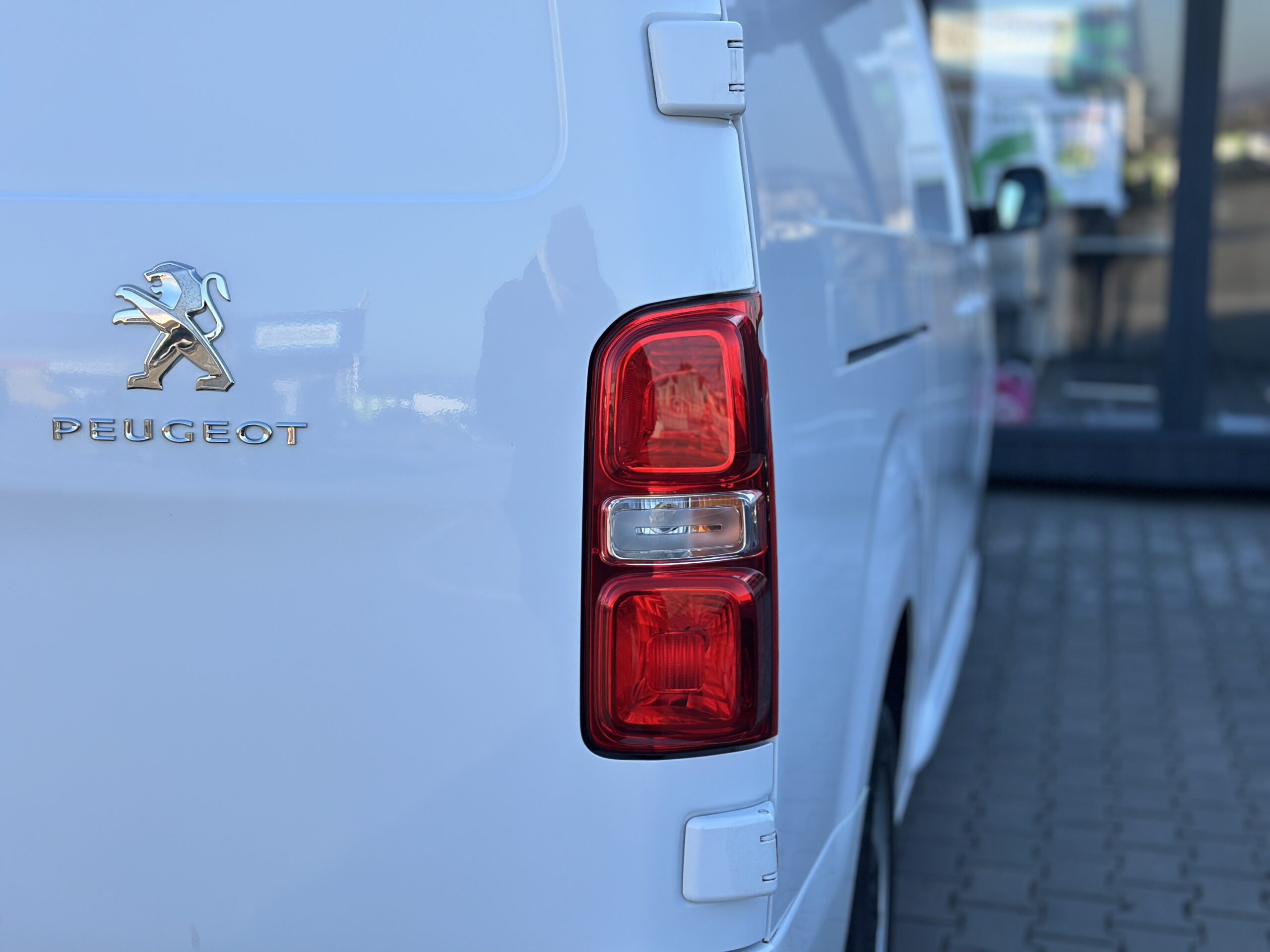 PEUGEOT EXPERT