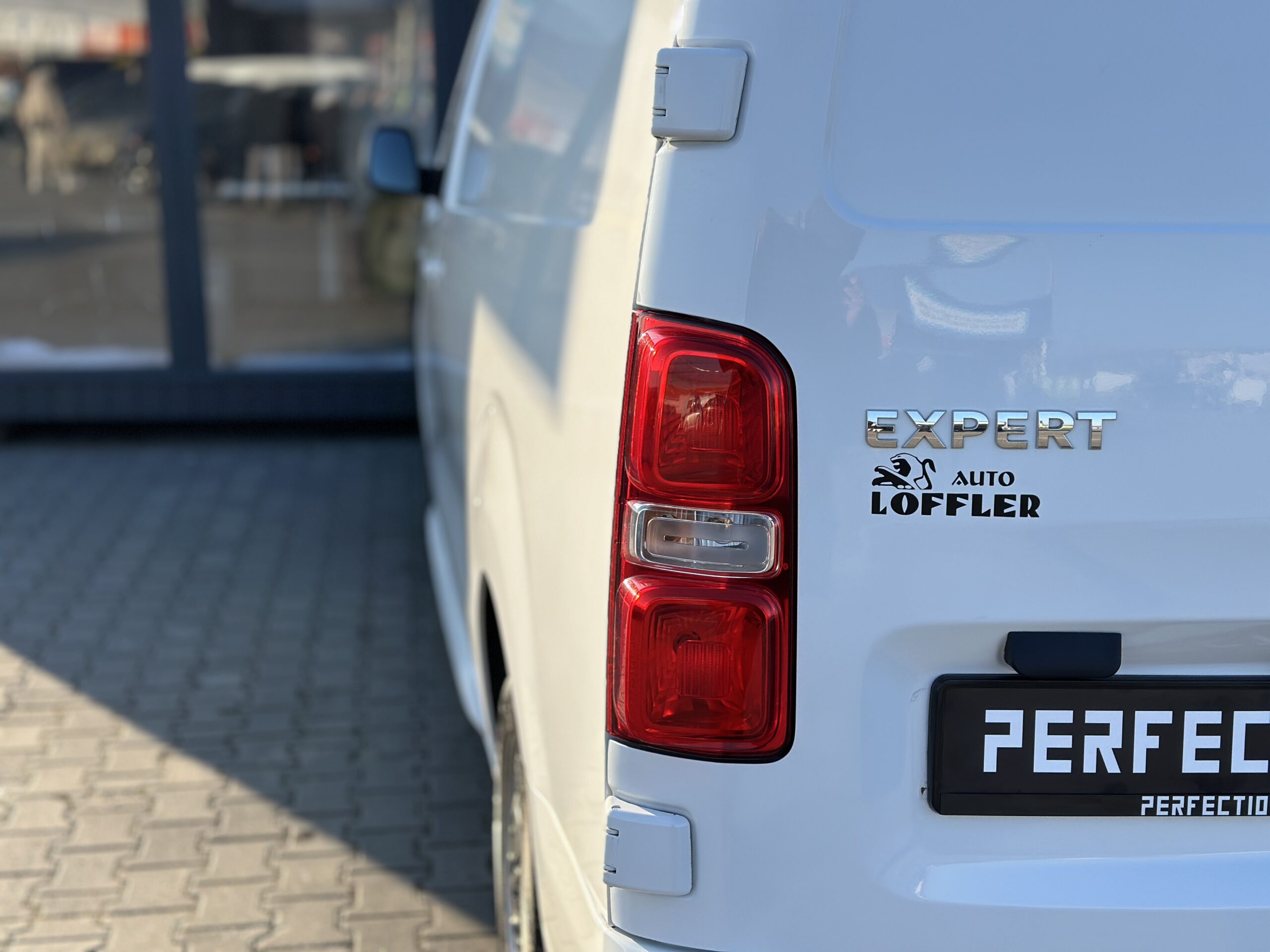 PEUGEOT EXPERT
