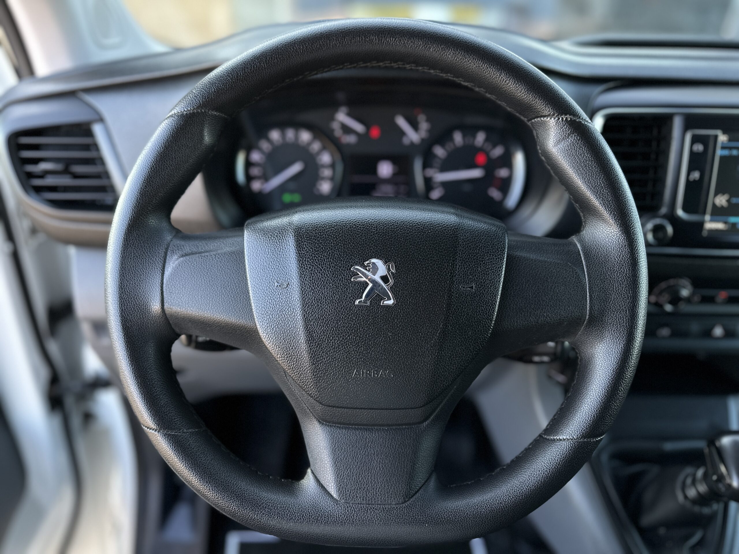 PEUGEOT EXPERT
