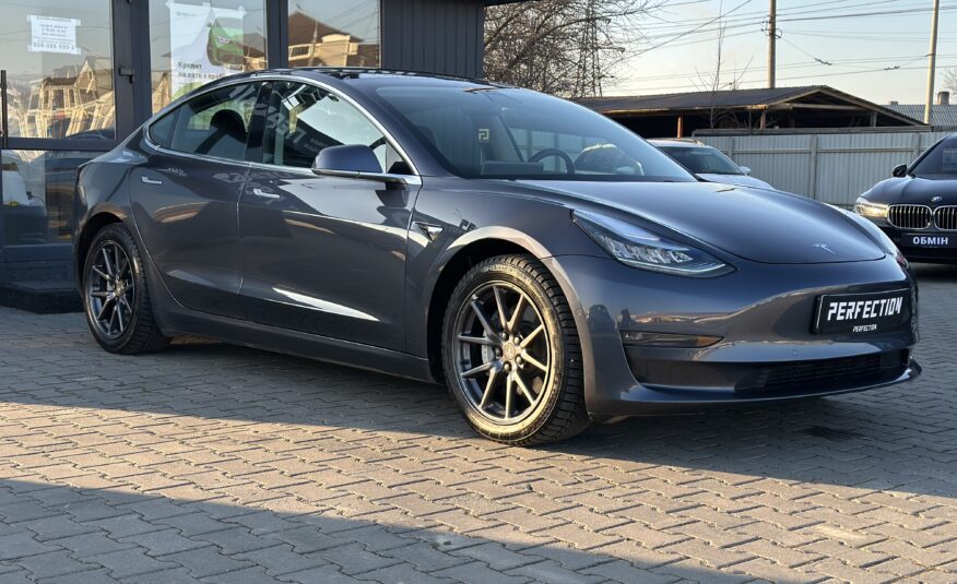 TESLA MODEL 3 LONG RANGE DUAL MOTOR 2019 РОКУ