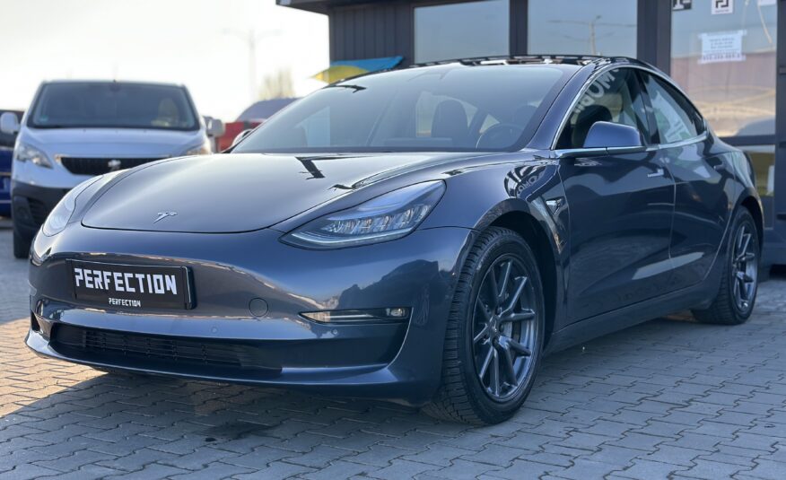 TESLA MODEL 3 LONG RANGE DUAL MOTOR 2019 РОКУ