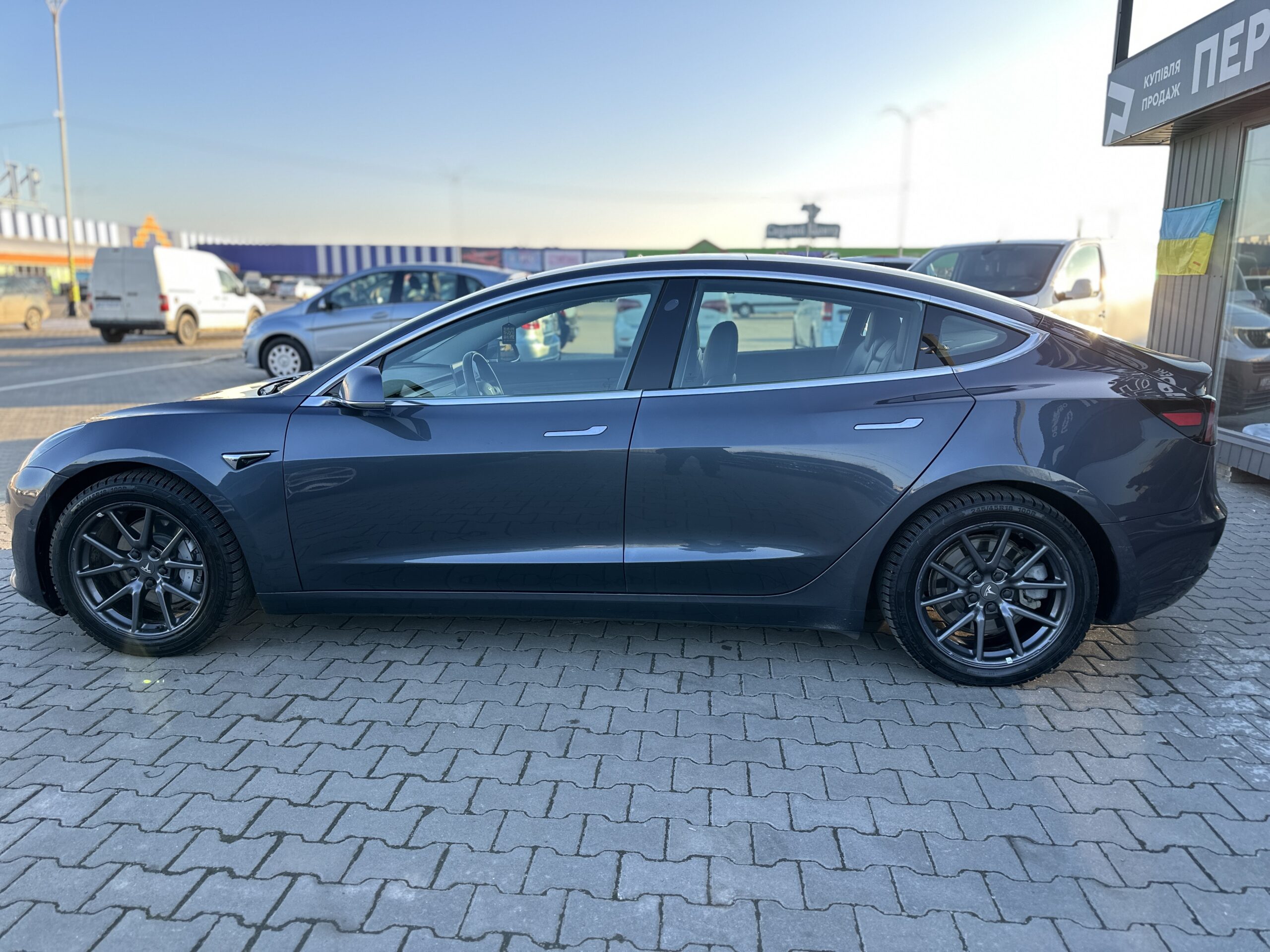 TESLA MODEL 3 LONG RANGE DUAL MOTOR 2019 РОКУ