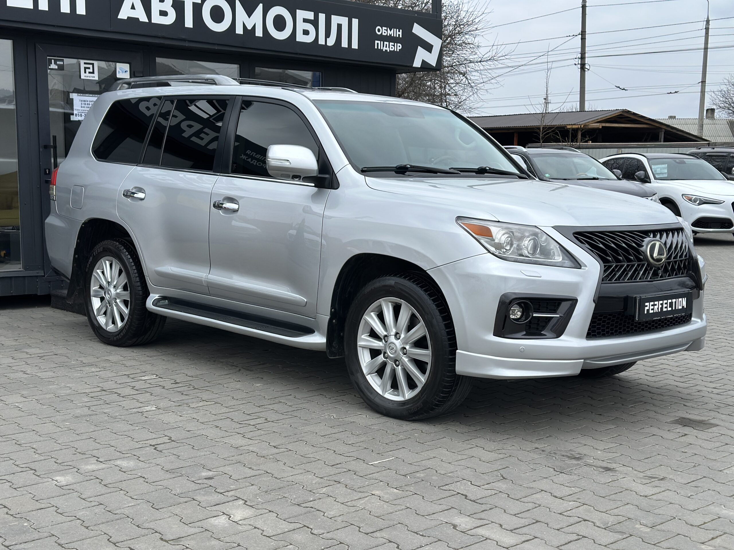 LEXUS LX570 2008 РОКУ