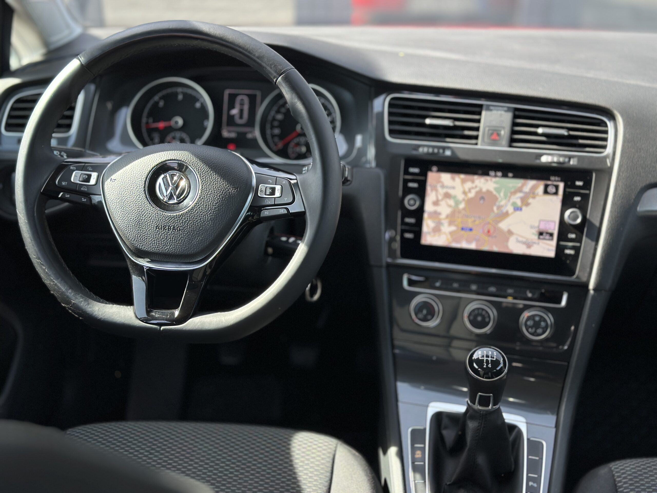 VOLKSWAGEN GOLF 2018 РОКУ