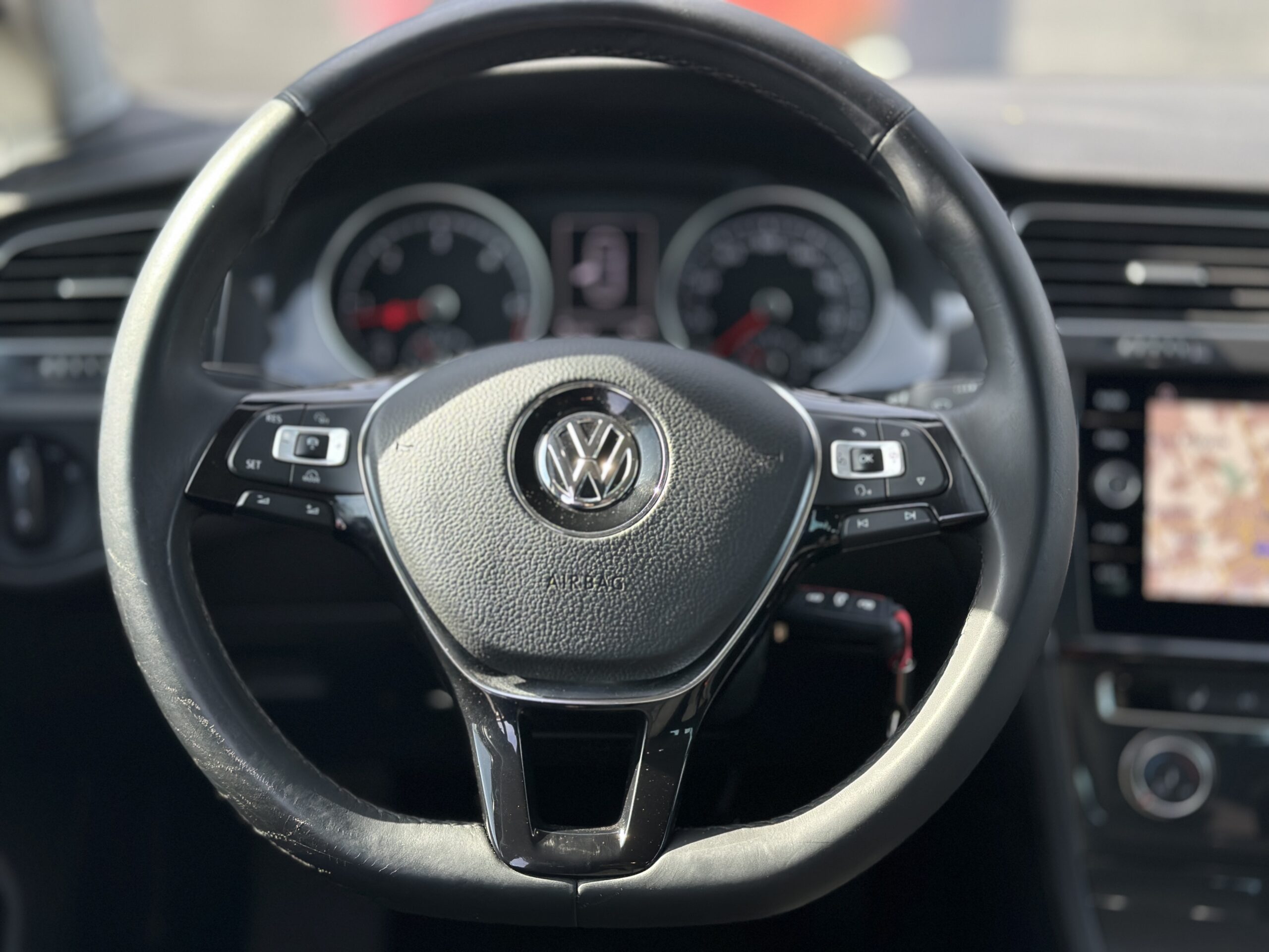 VOLKSWAGEN GOLF 2018 РОКУ