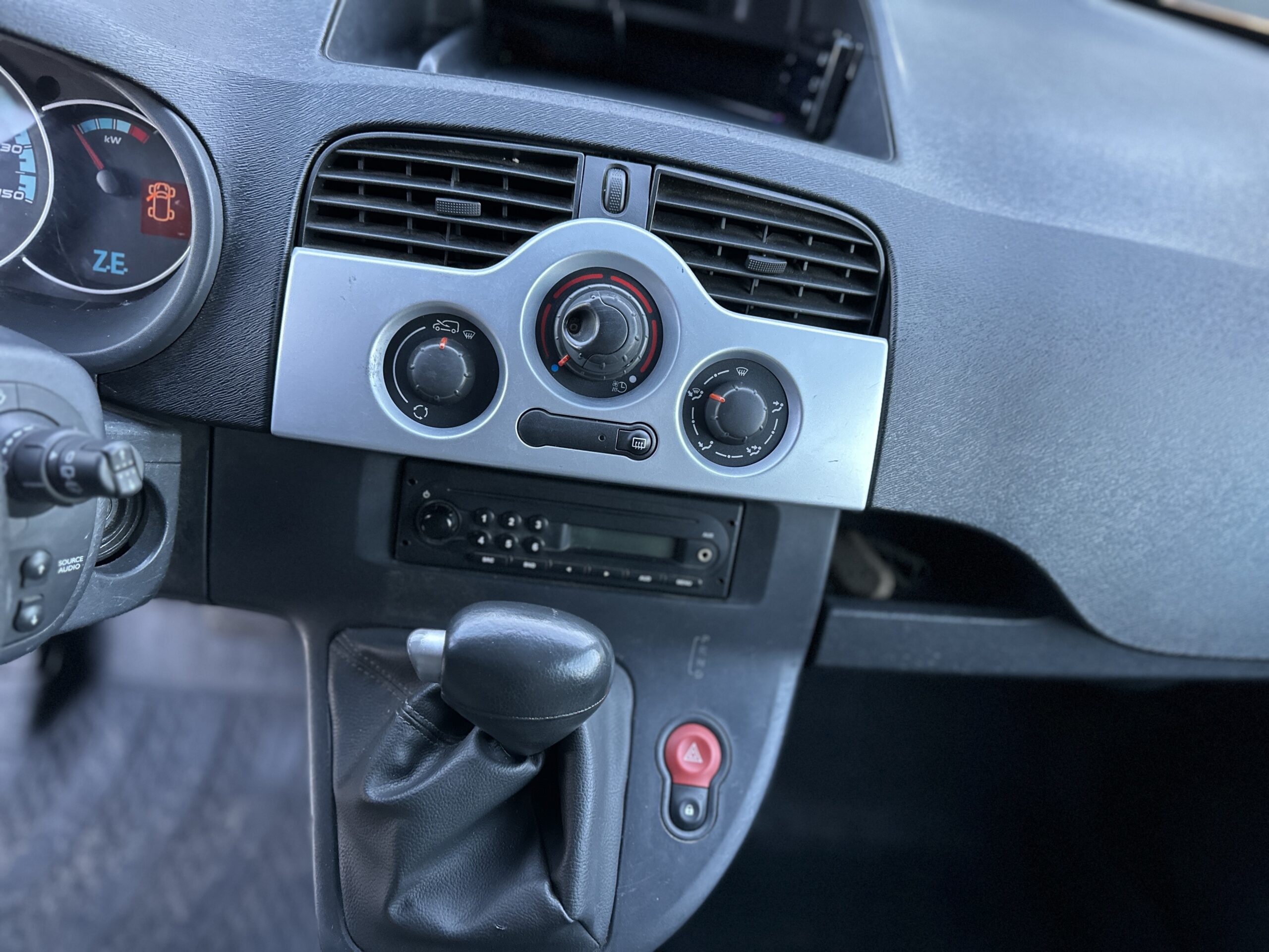 RENAULT KANGOO ELECTRIC 2013 РОКУ