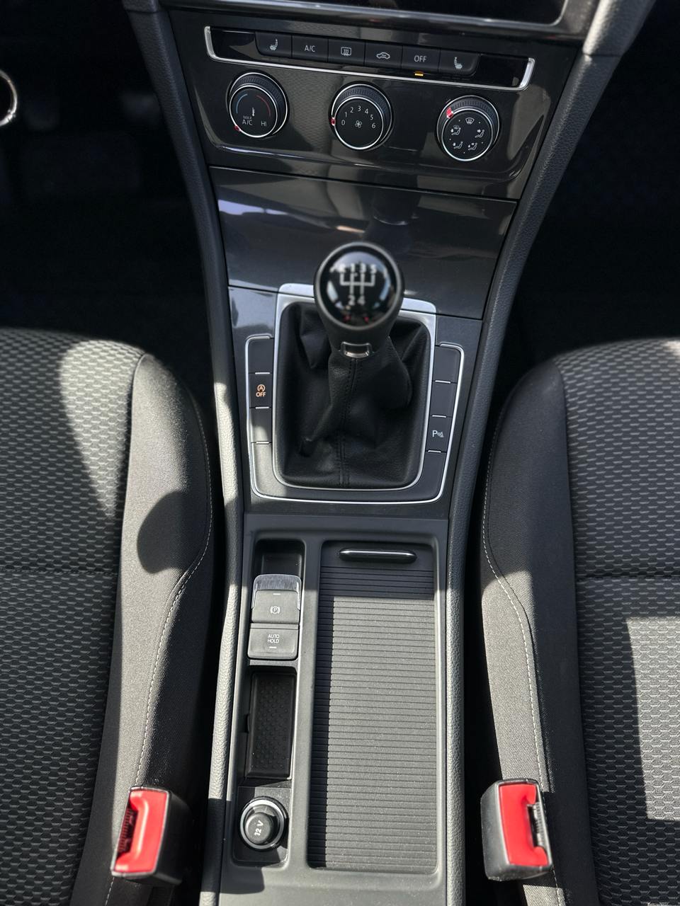 VOLKSWAGEN GOLF 2018 РОКУ