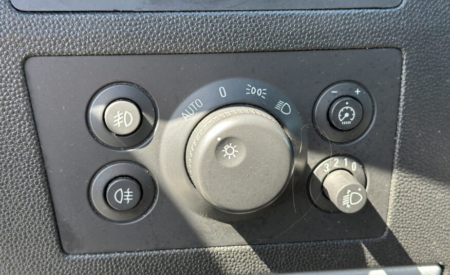 OPEL ZAFIRA 2006 РОКУ