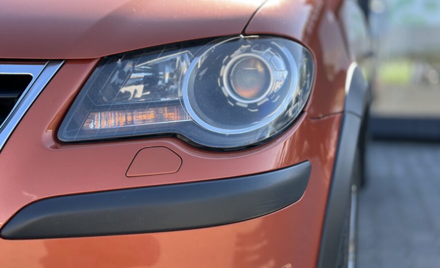 VOLKSWAGEN TOURAN CROSS 2007 РОКУ