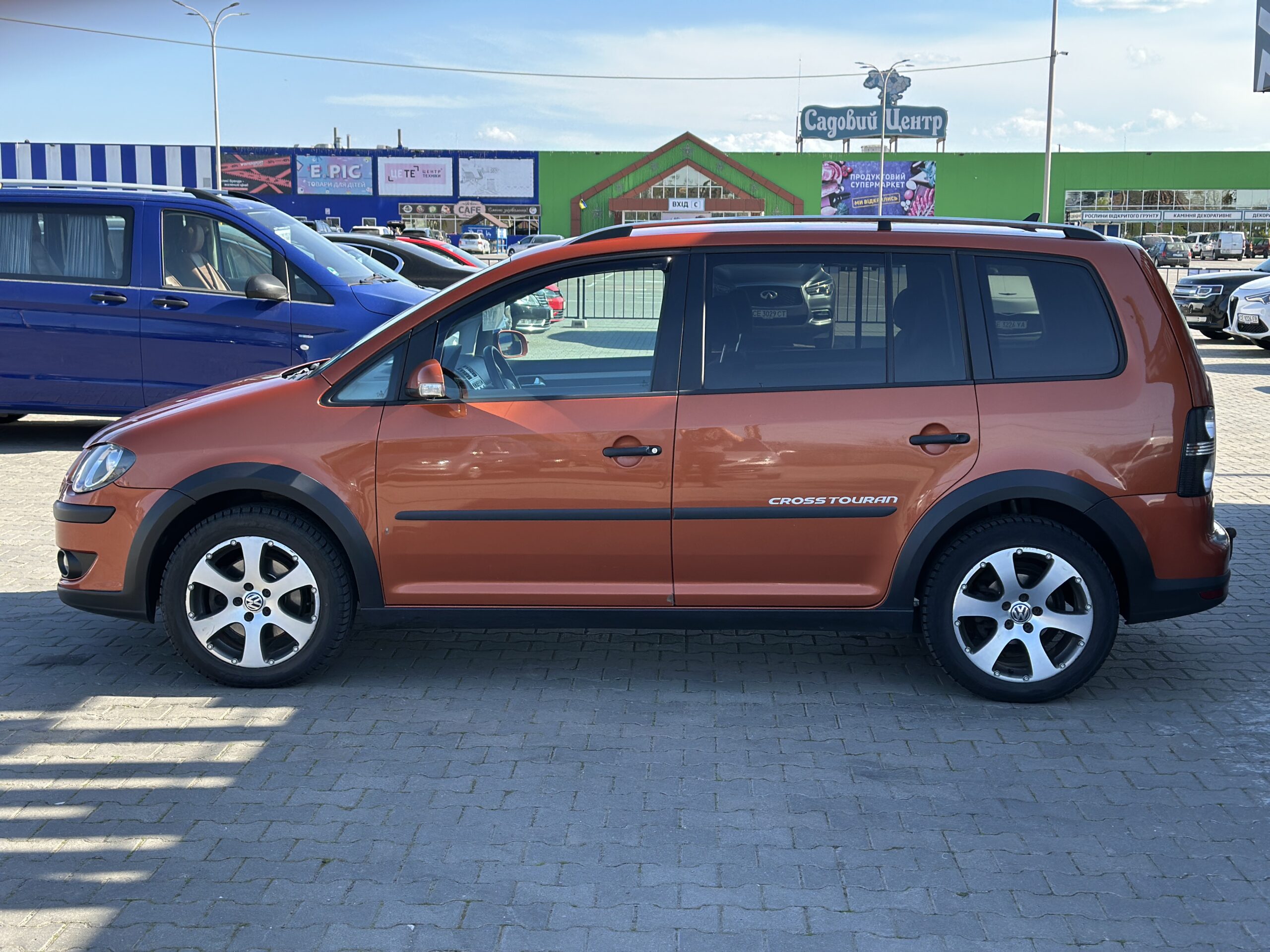 VOLKSWAGEN TOURAN CROSS 2007 РОКУ