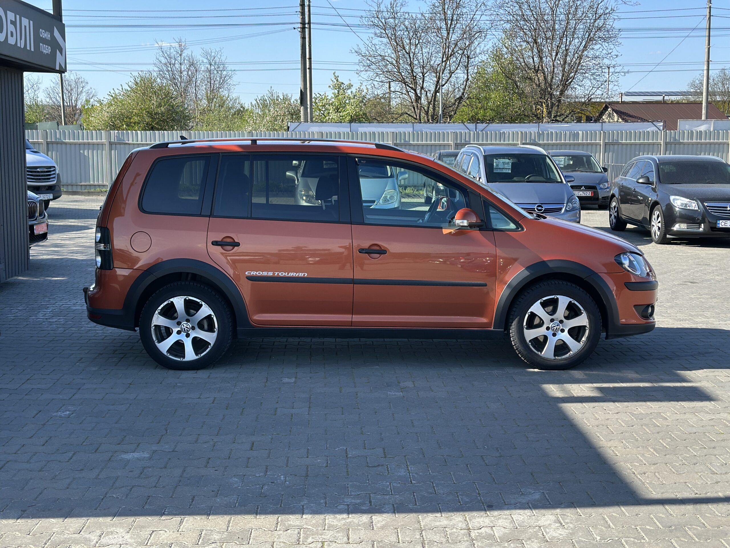 VOLKSWAGEN TOURAN CROSS 2007 РОКУ