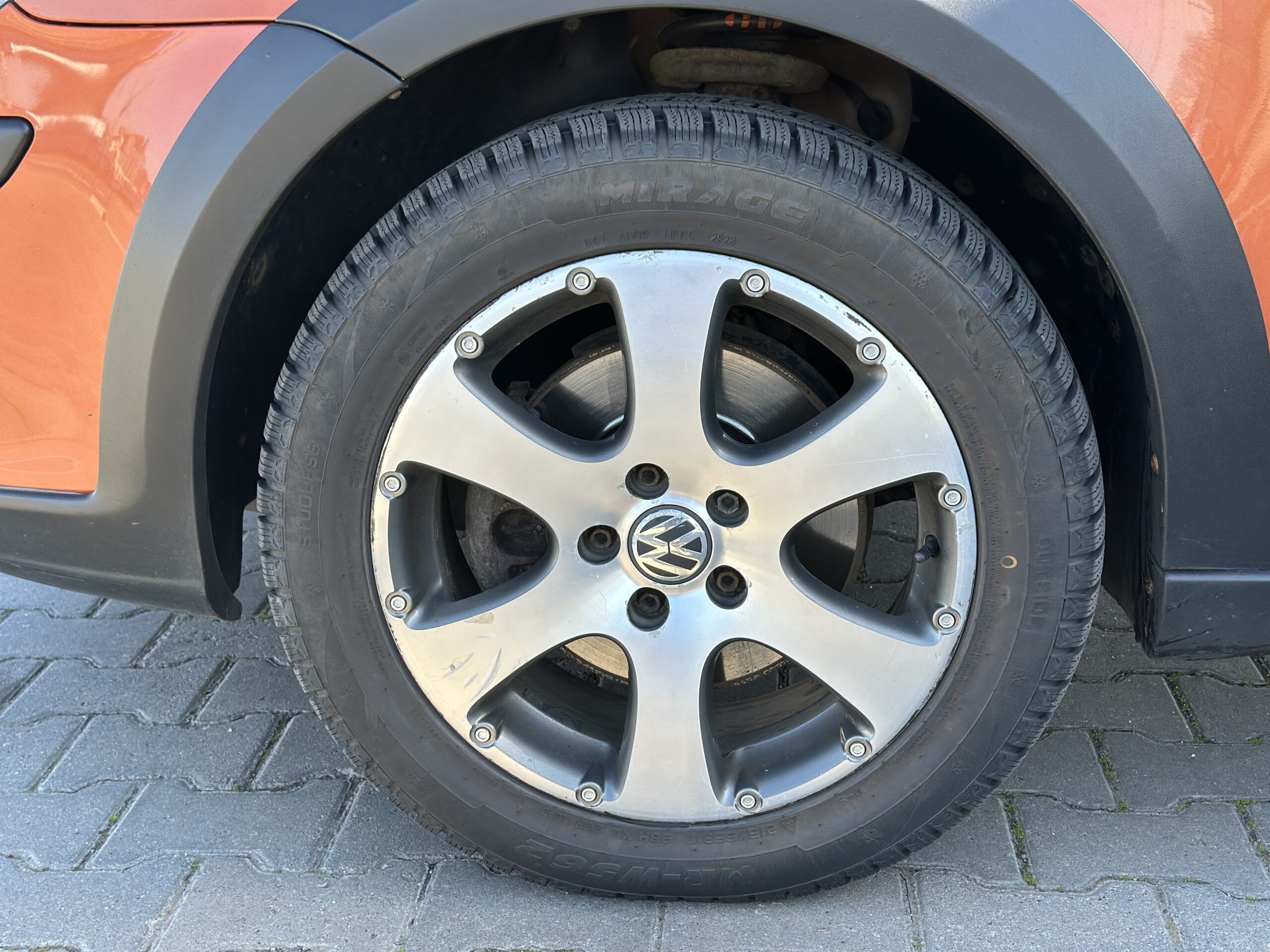 VOLKSWAGEN TOURAN CROSS 2007 РОКУ