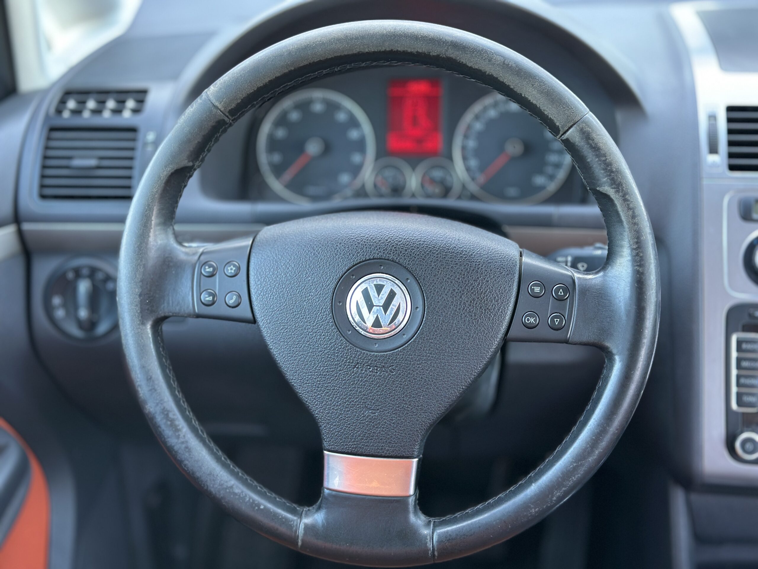 VOLKSWAGEN TOURAN CROSS 2007 РОКУ