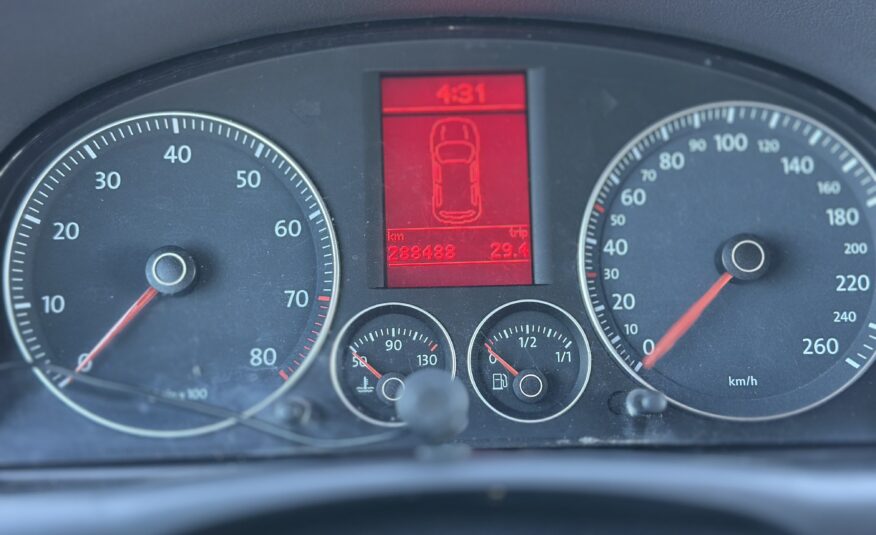 VOLKSWAGEN TOURAN CROSS 2007 РОКУ