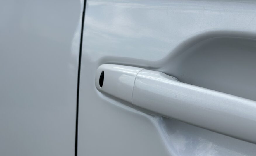 MITSUBISHI OUTLANDER PHEV 2021 РОКУ