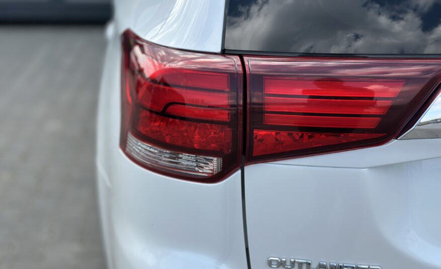 MITSUBISHI OUTLANDER PHEV 2021 РОКУ