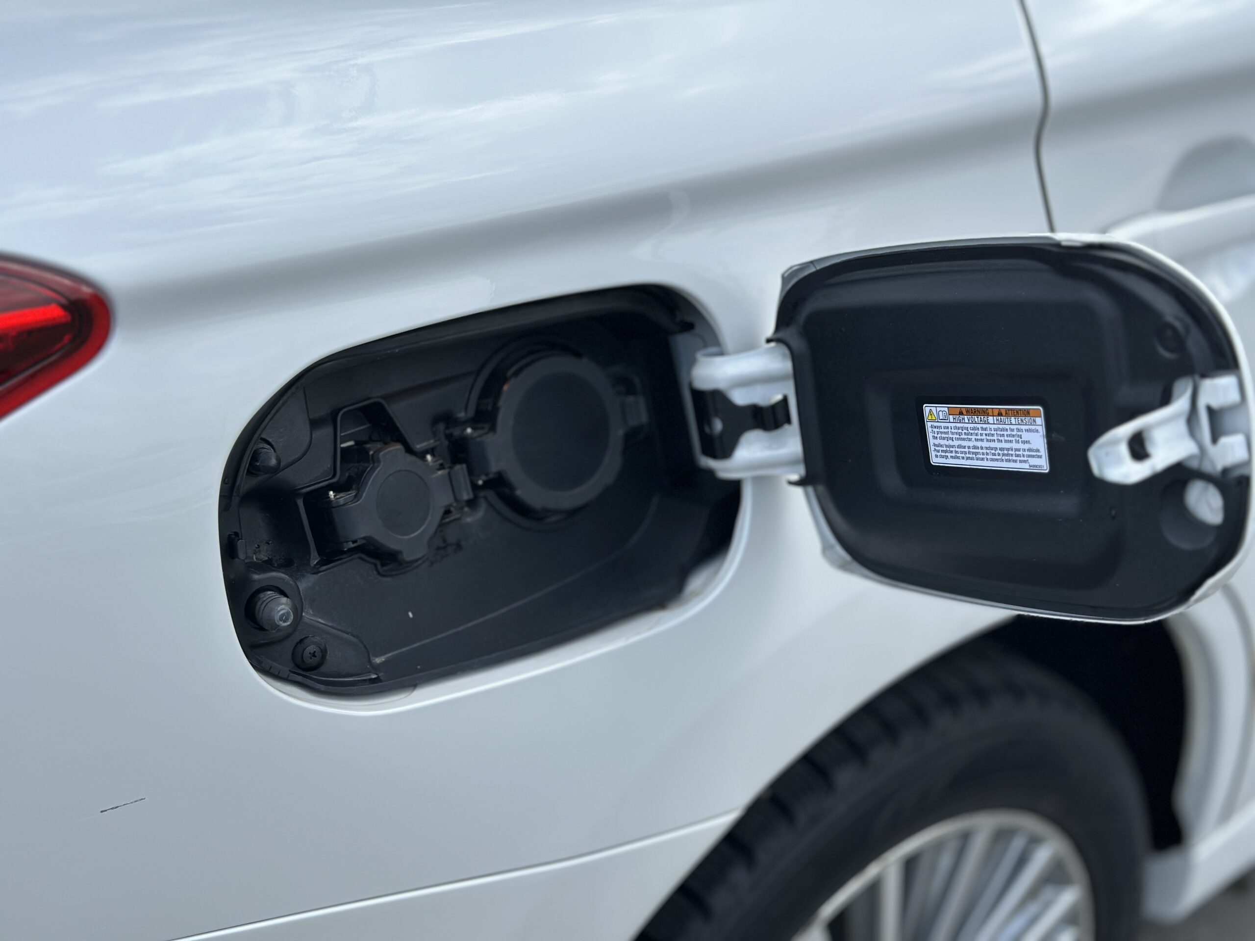 MITSUBISHI OUTLANDER PHEV 2021 РОКУ