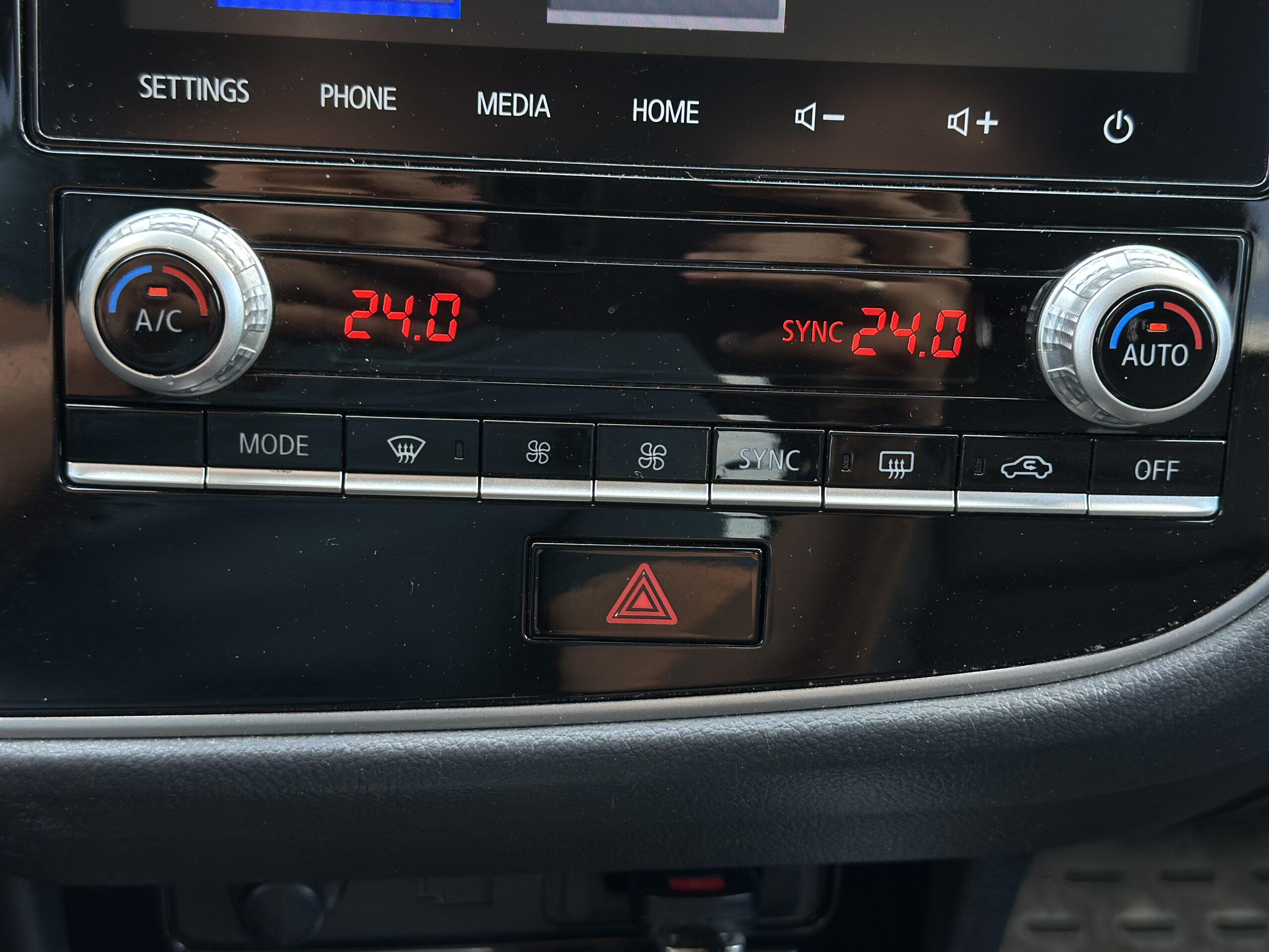 MITSUBISHI OUTLANDER PHEV 2021 РОКУ