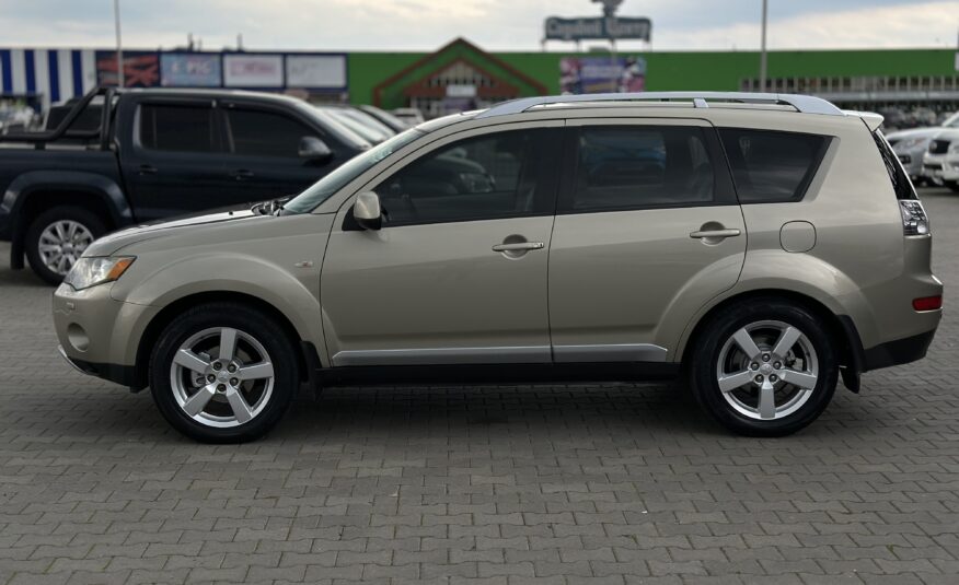 MITSUBISHI OUTLANDER XL 2008 РОКУ