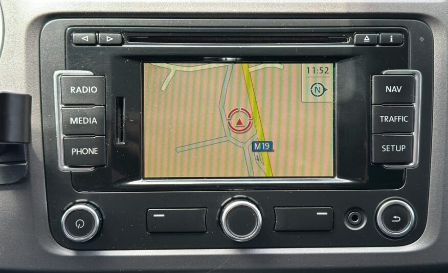 VOLKSWAGEN AMAROK 2012 РОКУ