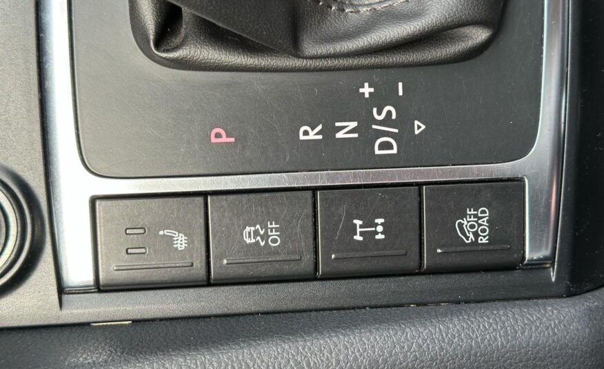 VOLKSWAGEN AMAROK 2012 РОКУ