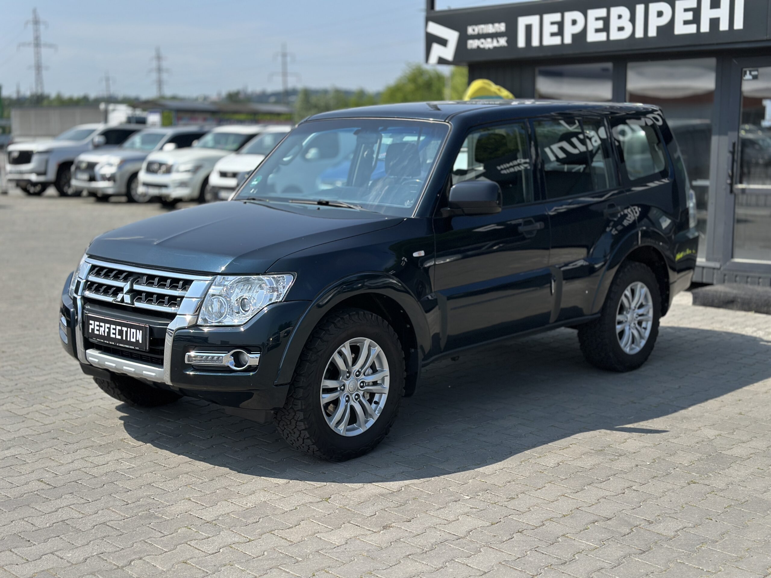 MITSUBISHI PAJERO WAGON 2017 РОКУ