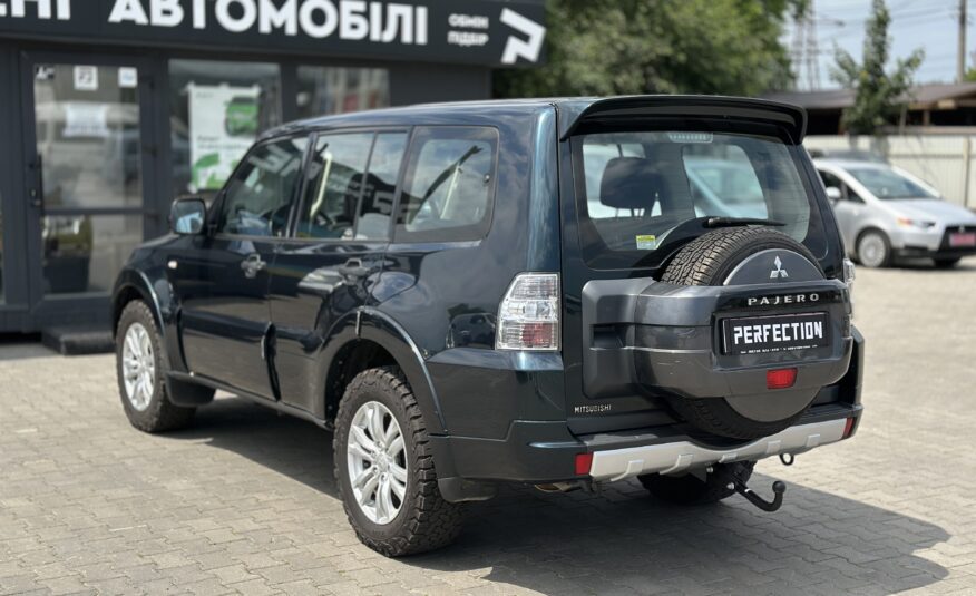 MITSUBISHI PAJERO WAGON 2017 РОКУ