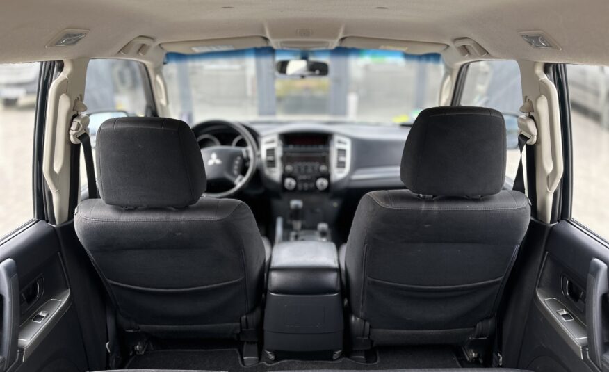 MITSUBISHI PAJERO WAGON 2017 РОКУ