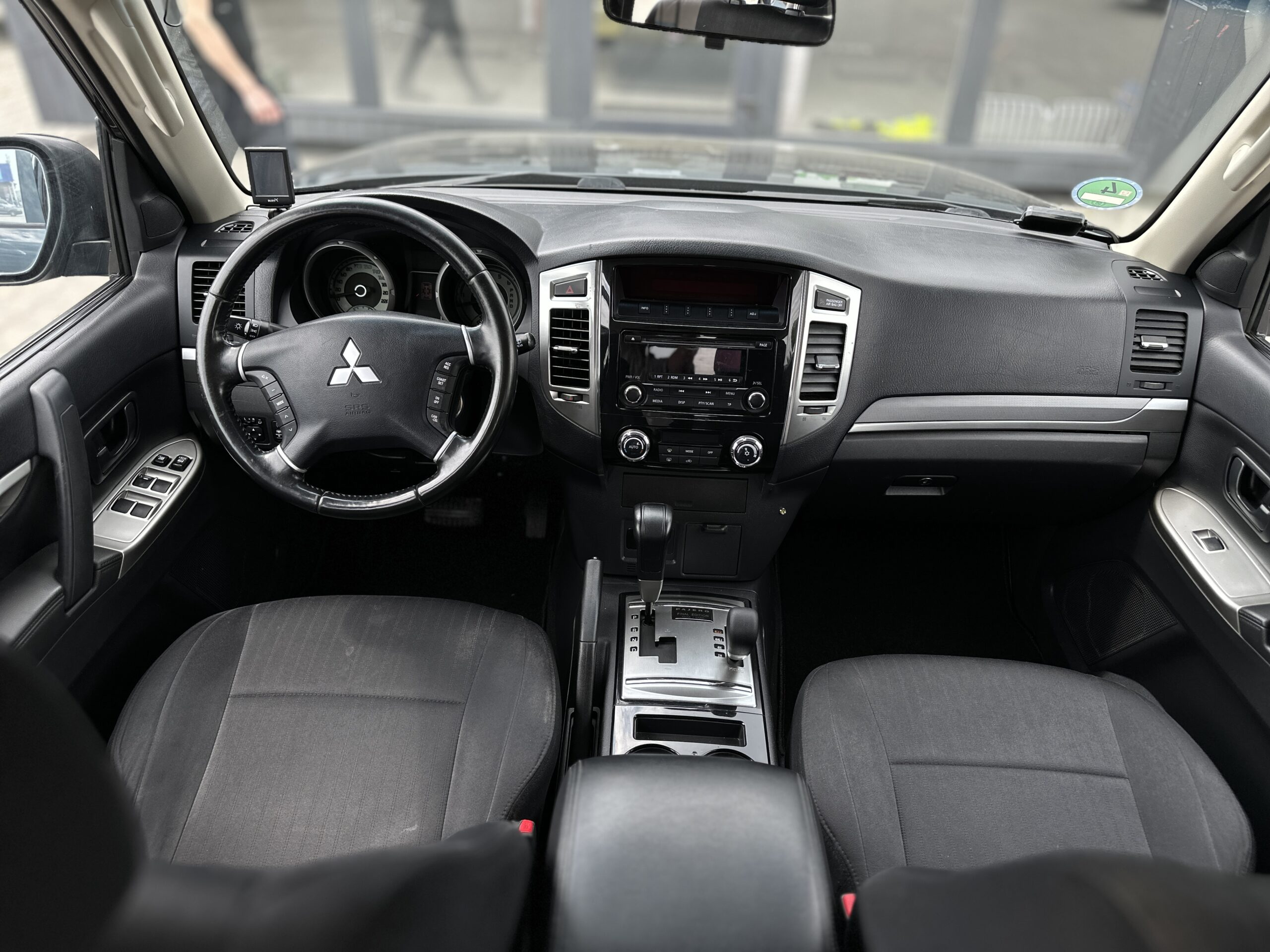 MITSUBISHI PAJERO WAGON 2017 РОКУ