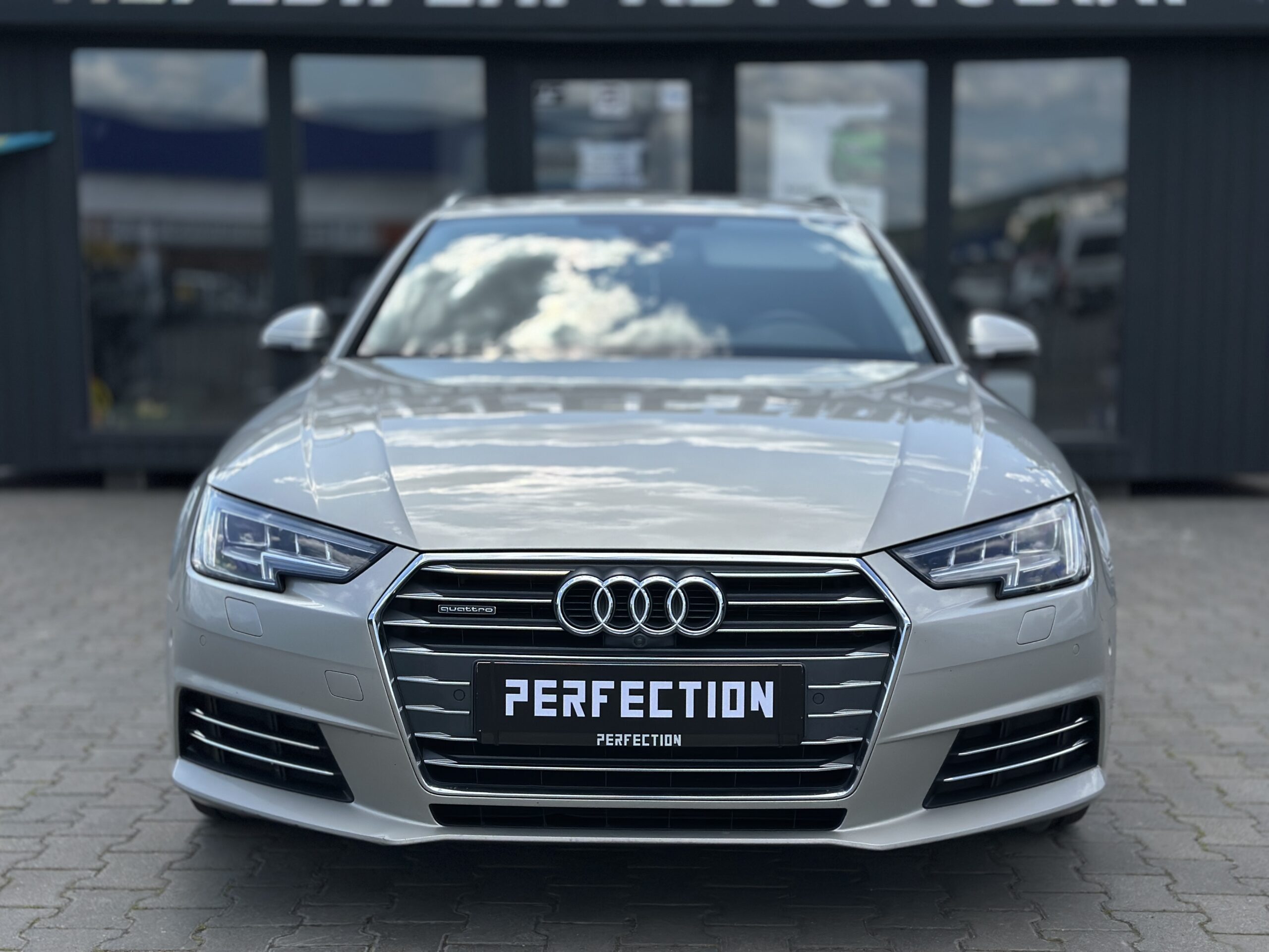 AUDI A4 QUATTRO 2016 РОКУ