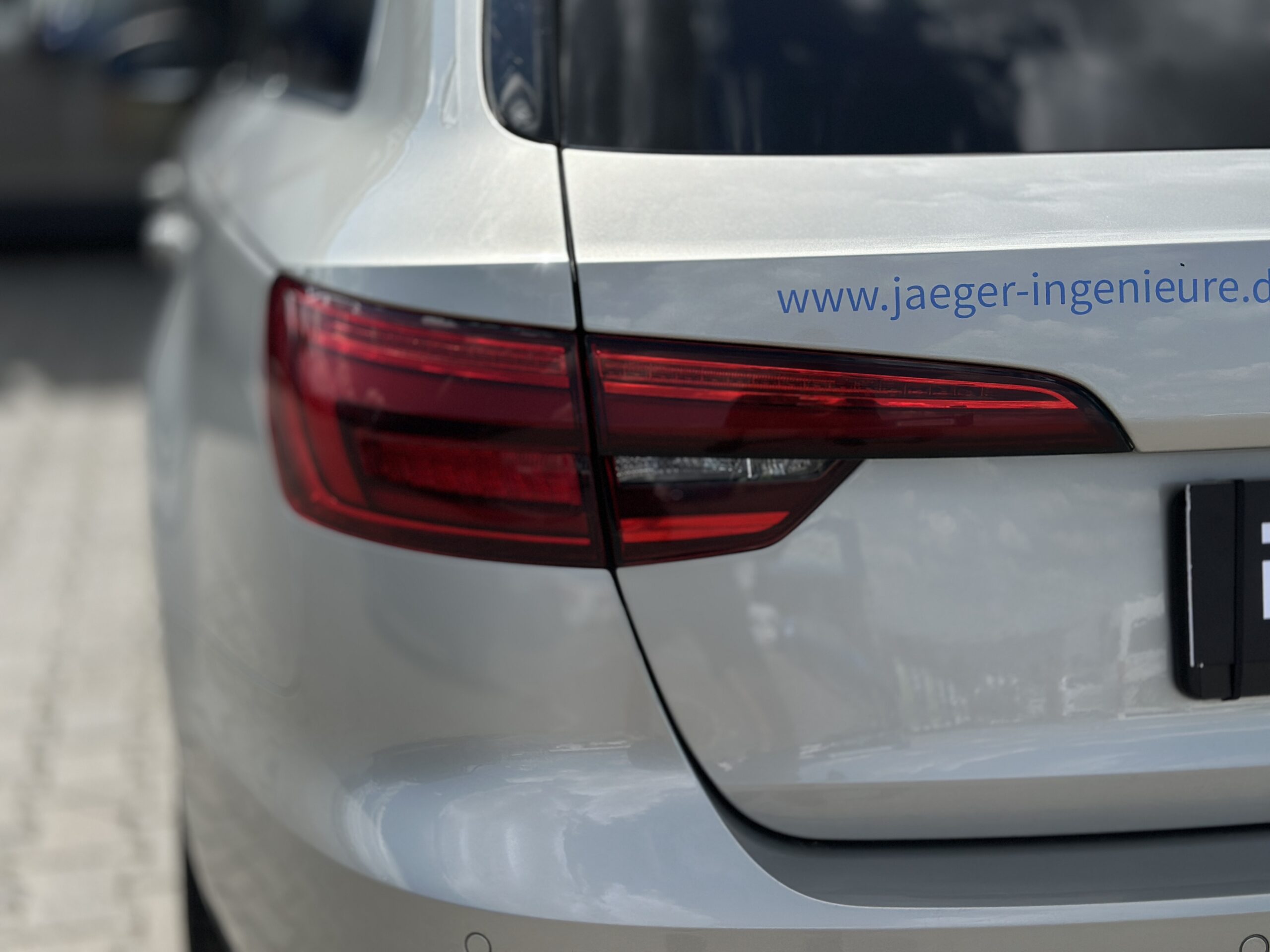 AUDI A4 QUATTRO 2016 РОКУ