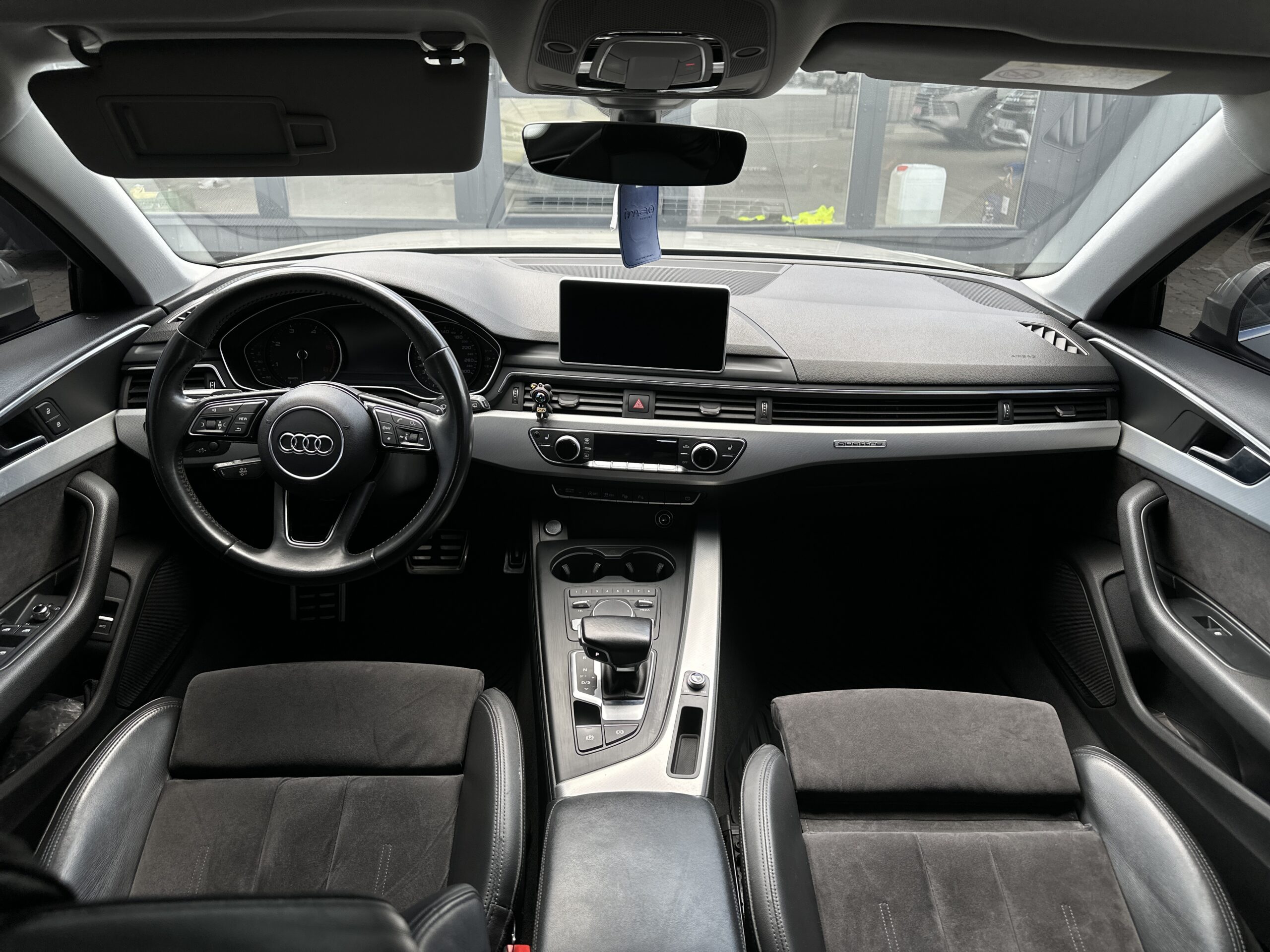 AUDI A4 QUATTRO 2016 РОКУ