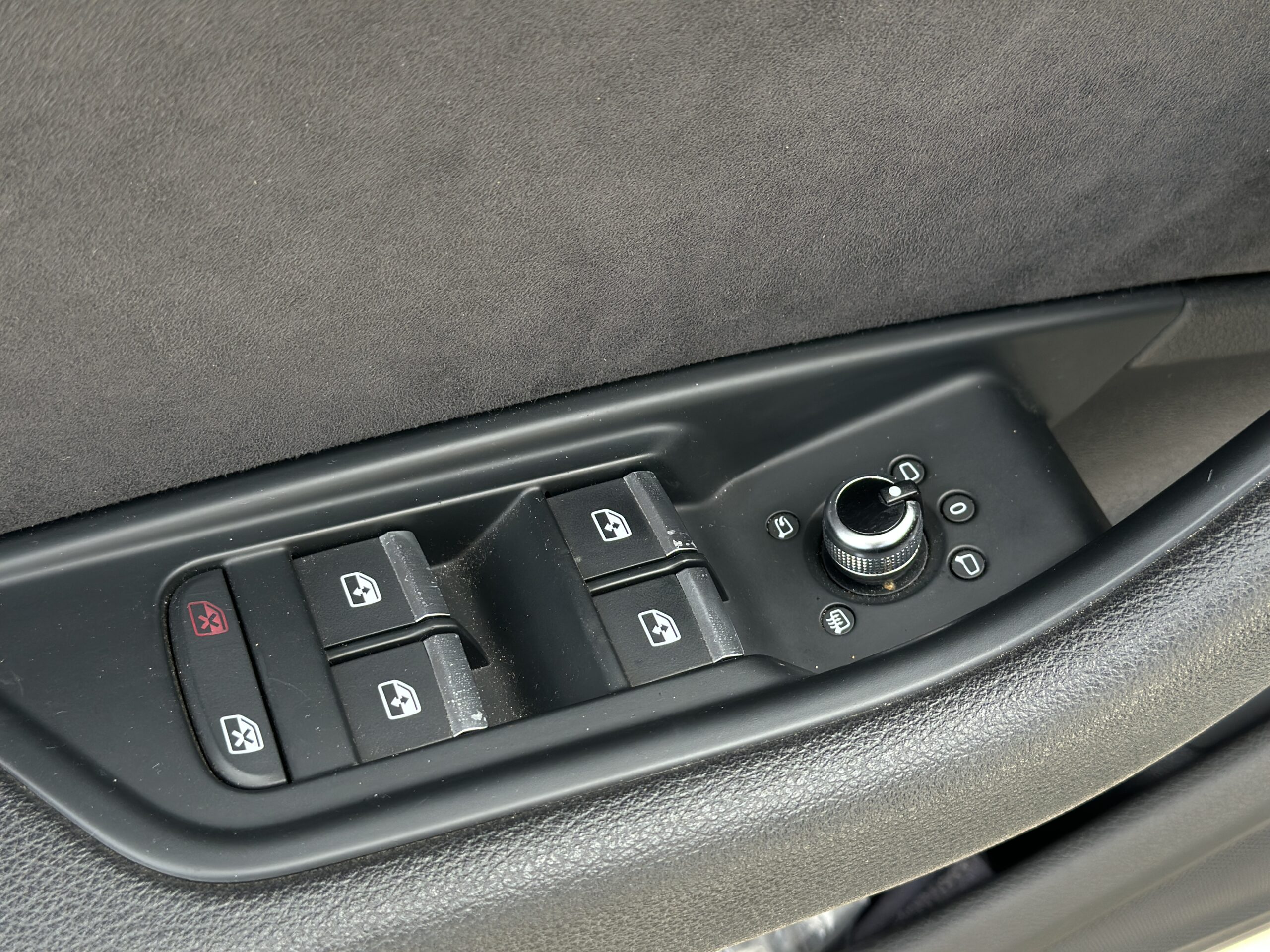 AUDI A4 QUATTRO 2016 РОКУ