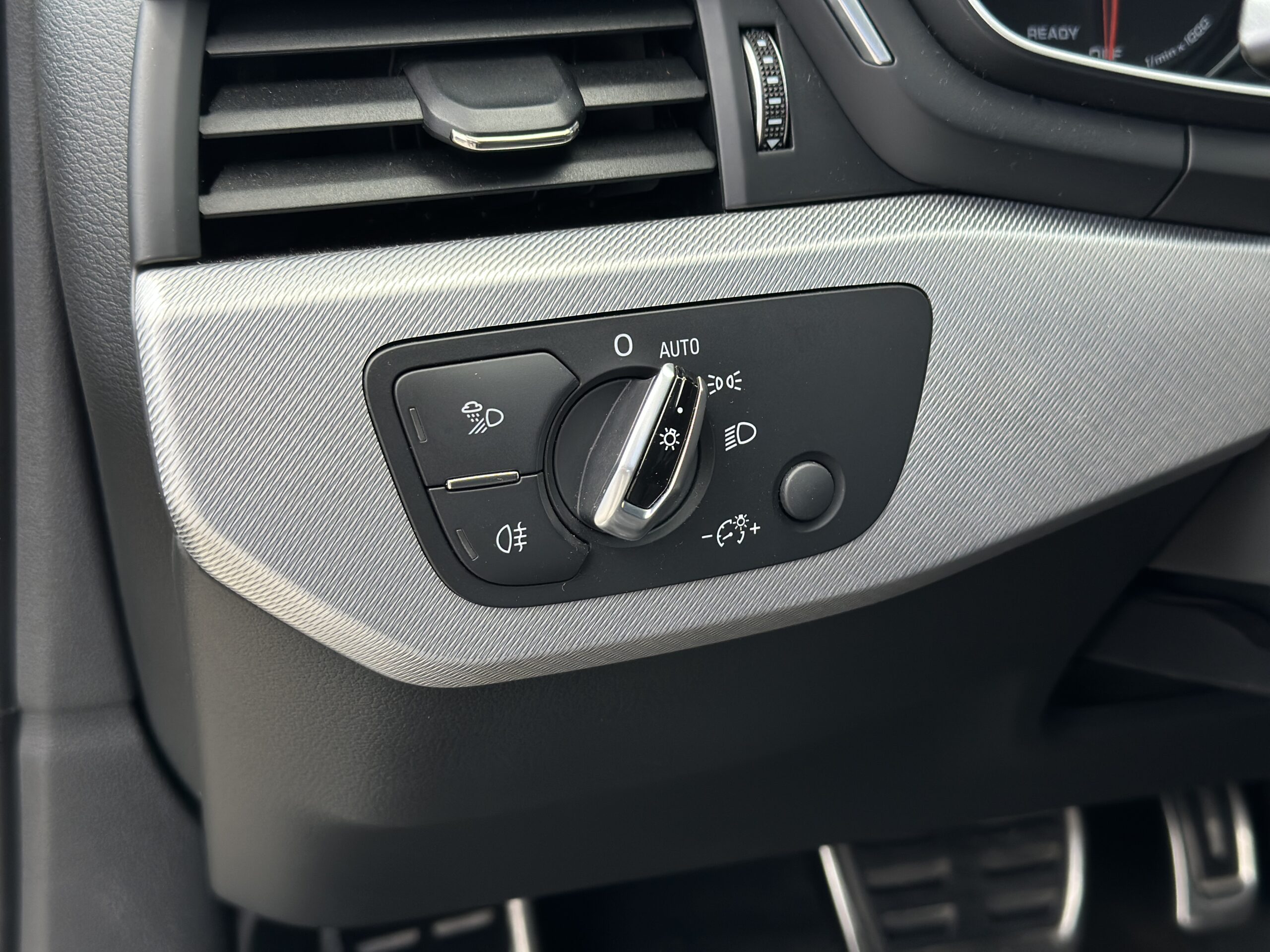 AUDI A4 QUATTRO 2016 РОКУ