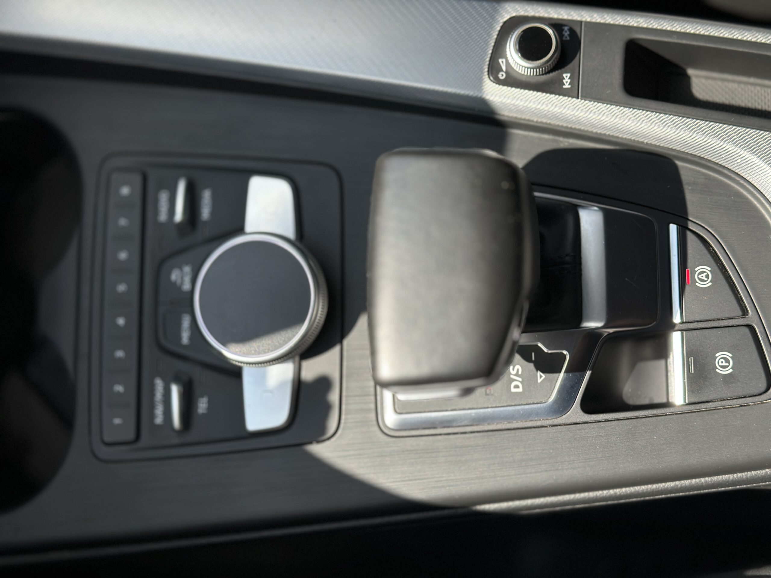 AUDI A4 QUATTRO 2016 РОКУ