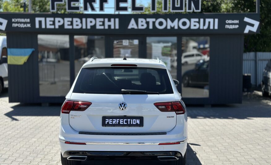 VOLKSWAGEN TIGUAN SEL 2018 РОКУ
