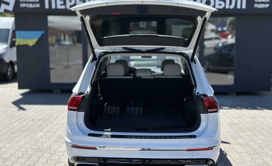 VOLKSWAGEN TIGUAN SEL 2018 РОКУ