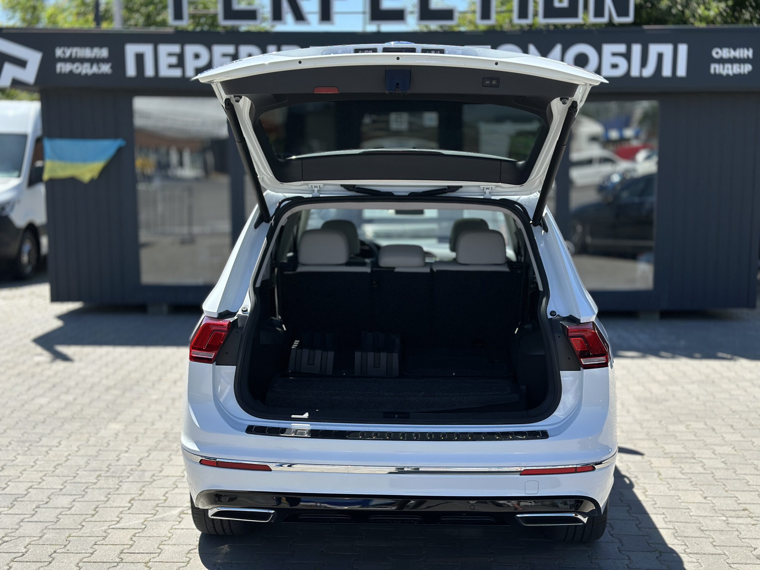 VOLKSWAGEN TIGUAN SEL 2018 РОКУ