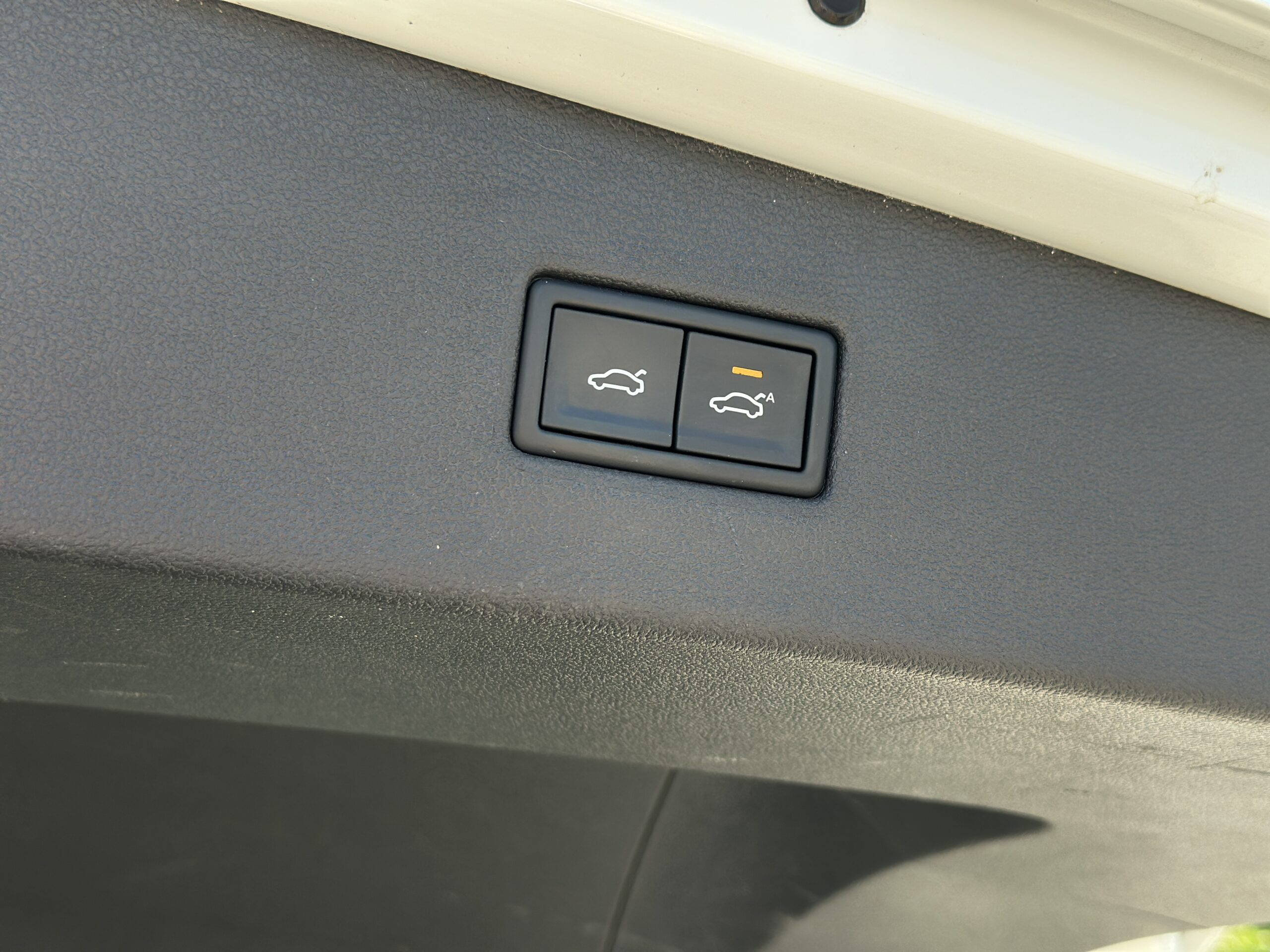 VOLKSWAGEN TIGUAN SEL 2018 РОКУ