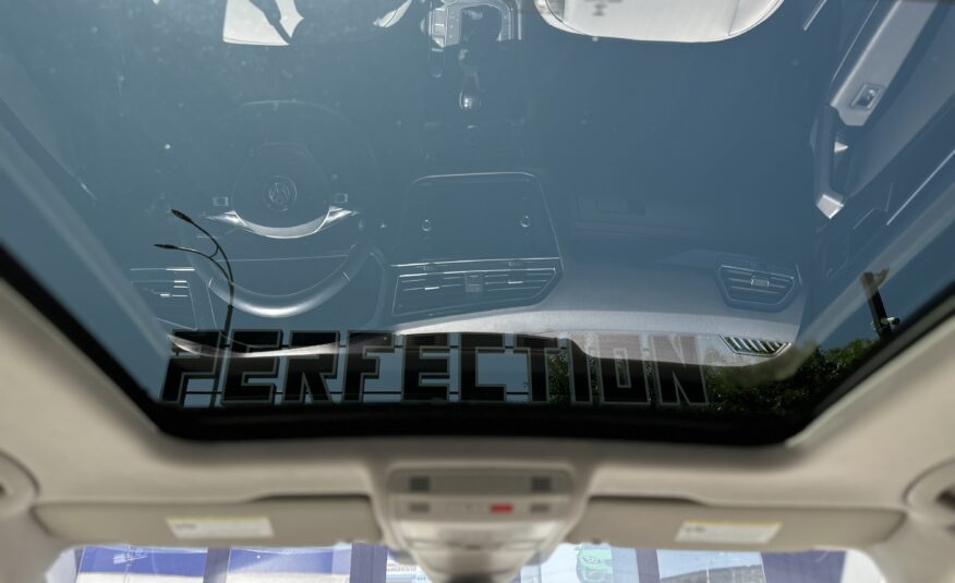 VOLKSWAGEN TIGUAN SEL 2018 РОКУ