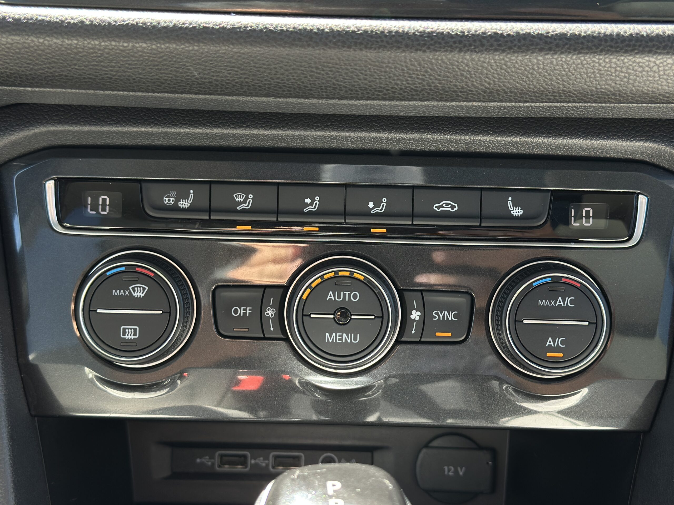 VOLKSWAGEN TIGUAN SEL 2018 РОКУ