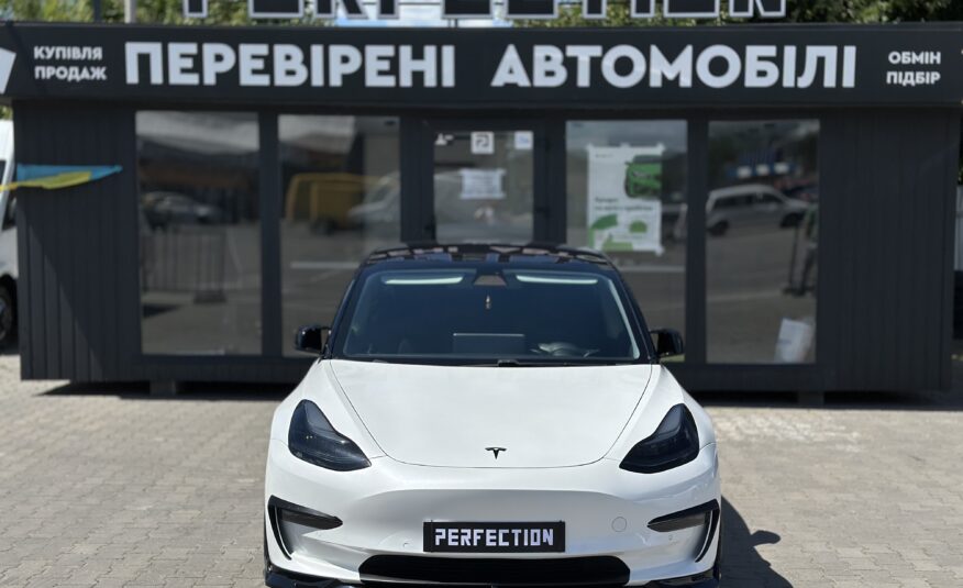 TESLA MODEL 3 STANDART RANGE 2019 РОКУ