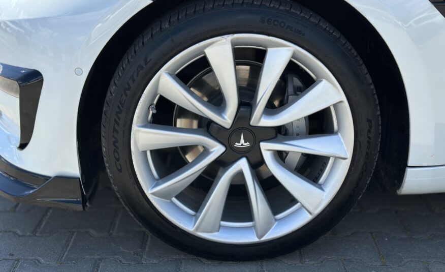 TESLA MODEL 3 STANDART RANGE 2019 РОКУ