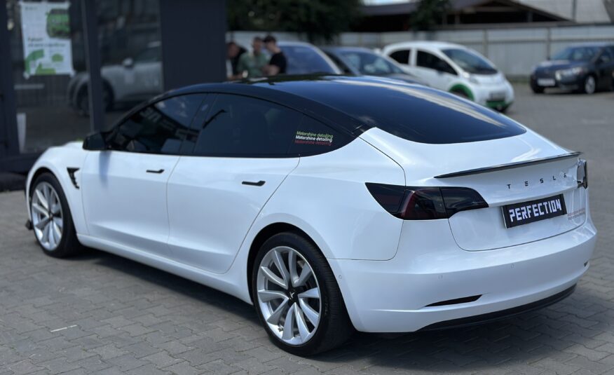 TESLA MODEL 3 STANDART RANGE 2019 РОКУ